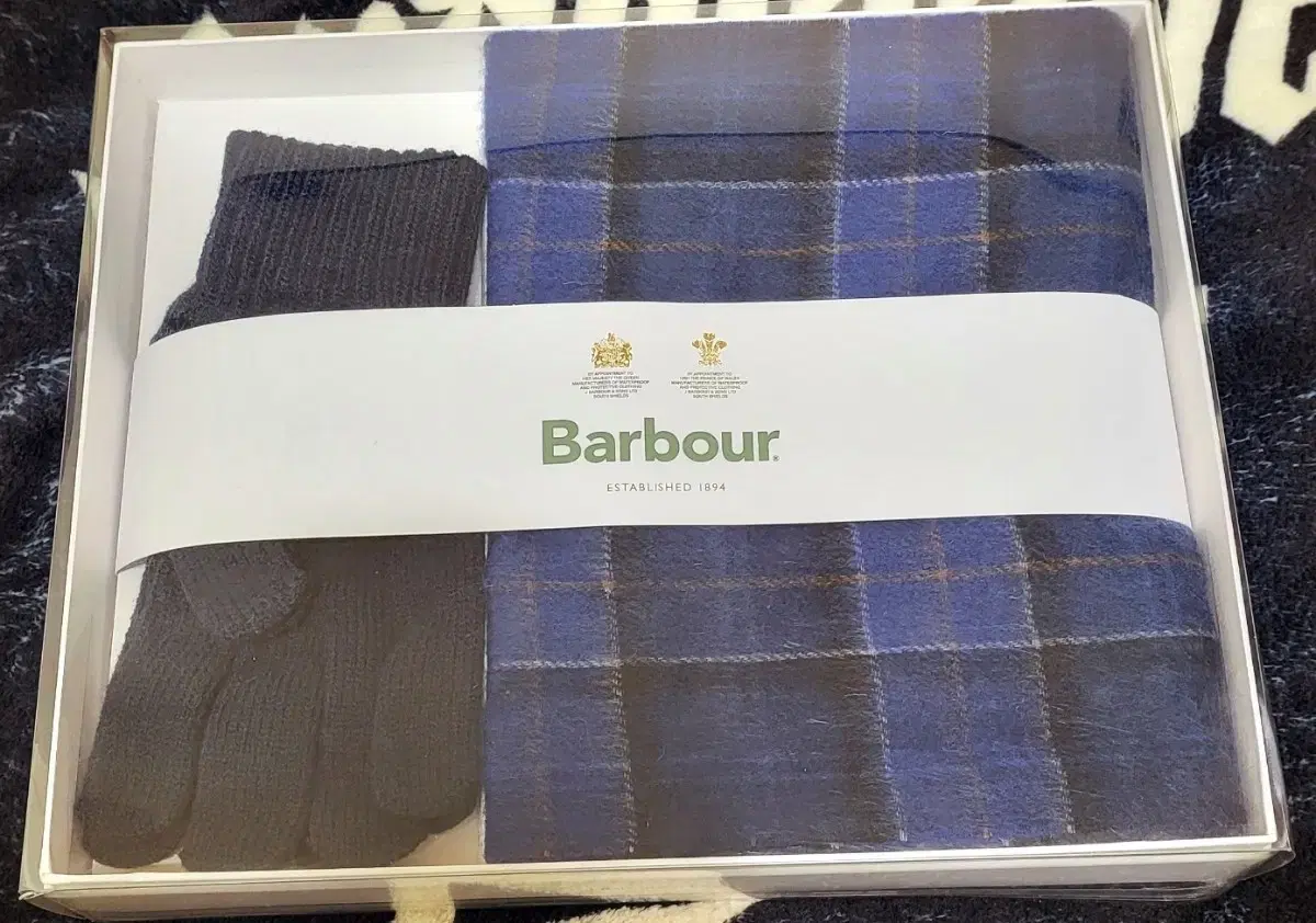 Barbour 목도리 장갑 세트